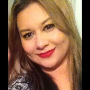 Meet your Posher, Felipa